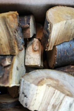 Yakiniku Räucherchunks Kirsche 500 G -Broil King Geschaft 100316 8720364491321 Cherry