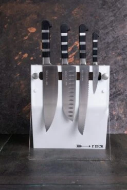 F. DICK Acryl-Messerblock 4 Knives Weiss 1905 4-teilig 9 F. DICK Acryl-Messerblock 4 Knives Weiss 1905 4-teilig -Broil King Geschaft 4066668 FDICK Knife Block 8197200 05 mood 1