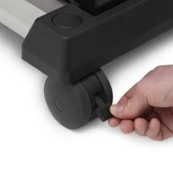 Broil King Baron 590 Inkl. Abdeckhaube & Gussplatte -Broil King Geschaft 876282 BARON590 CASTER 02