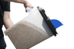 Broil King Pellet-Behälter -Broil King Geschaft BK 66900 action 03