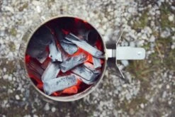 McBrikett WHITE COAL Binchotan Holzkohle 3kg -Broil King Geschaft McBrikett whitecoal mood 01