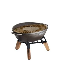 IGNIUM Taran Fire -Broil King Geschaft TARAN Fire Gusseisen Feuerschale mit Grillplatte seitlich Hersteller Ignium 300dpi
