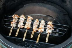 Big Green Egg Satay Grill 11 Big Green Egg Satay Grill -Broil King Geschaft Webversion Prawns BigGreenEgg 2019M04 8