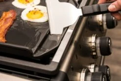 Broil King Gusseiserne Plancha -Broil King Geschaft broi 11342 Lifesyle 03