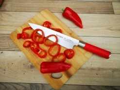 F. DICK Kochmesser Red Spirit 21 Cm -Broil King Geschaft dick red spirit chef s knife 8174721 mood 2