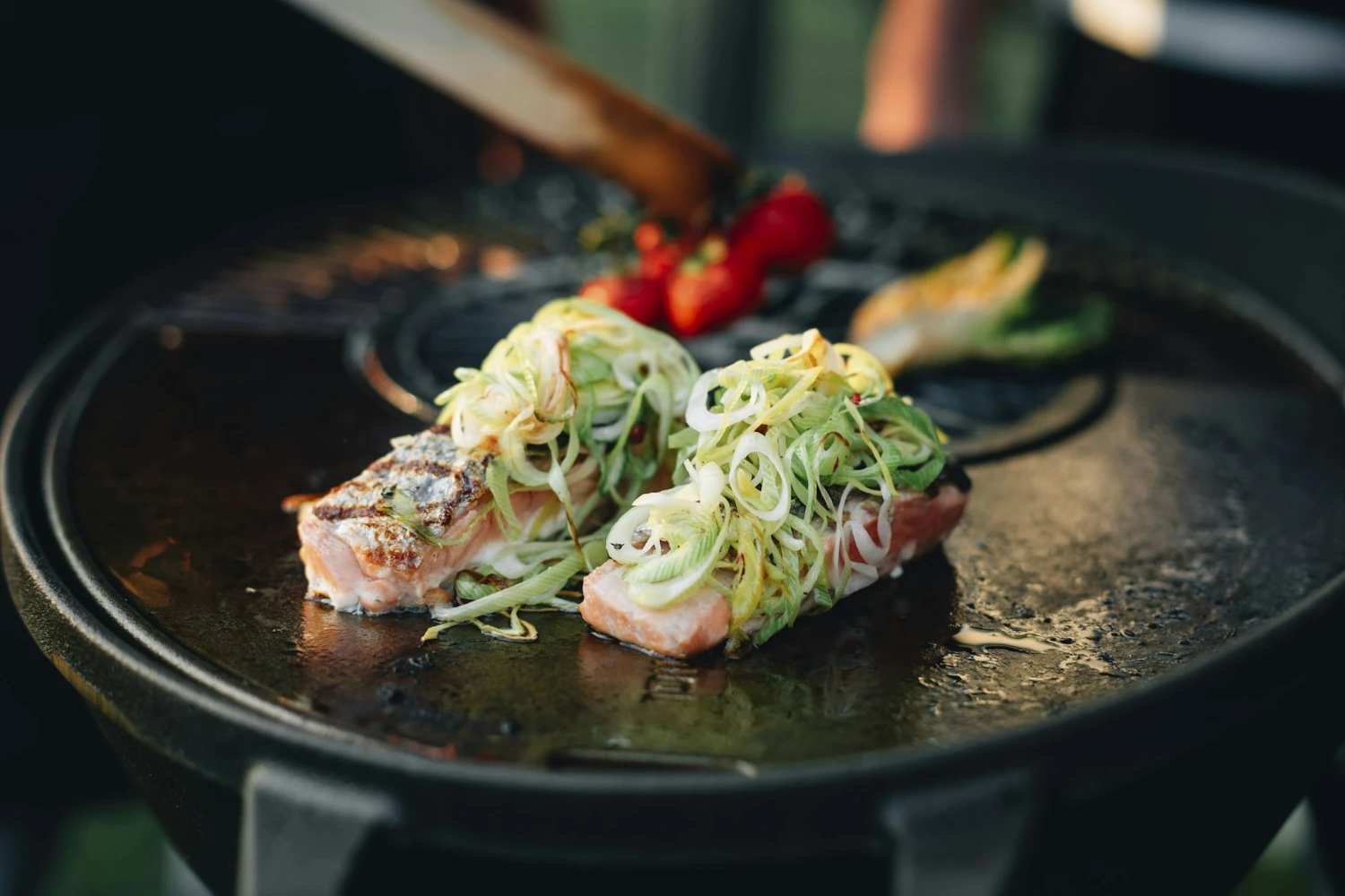 IGNIUM Taran Holzkohlegrill Gourmet Plus 10 IGNIUM Taran Holzkohlegrill Gourmet Plus – Bild 10