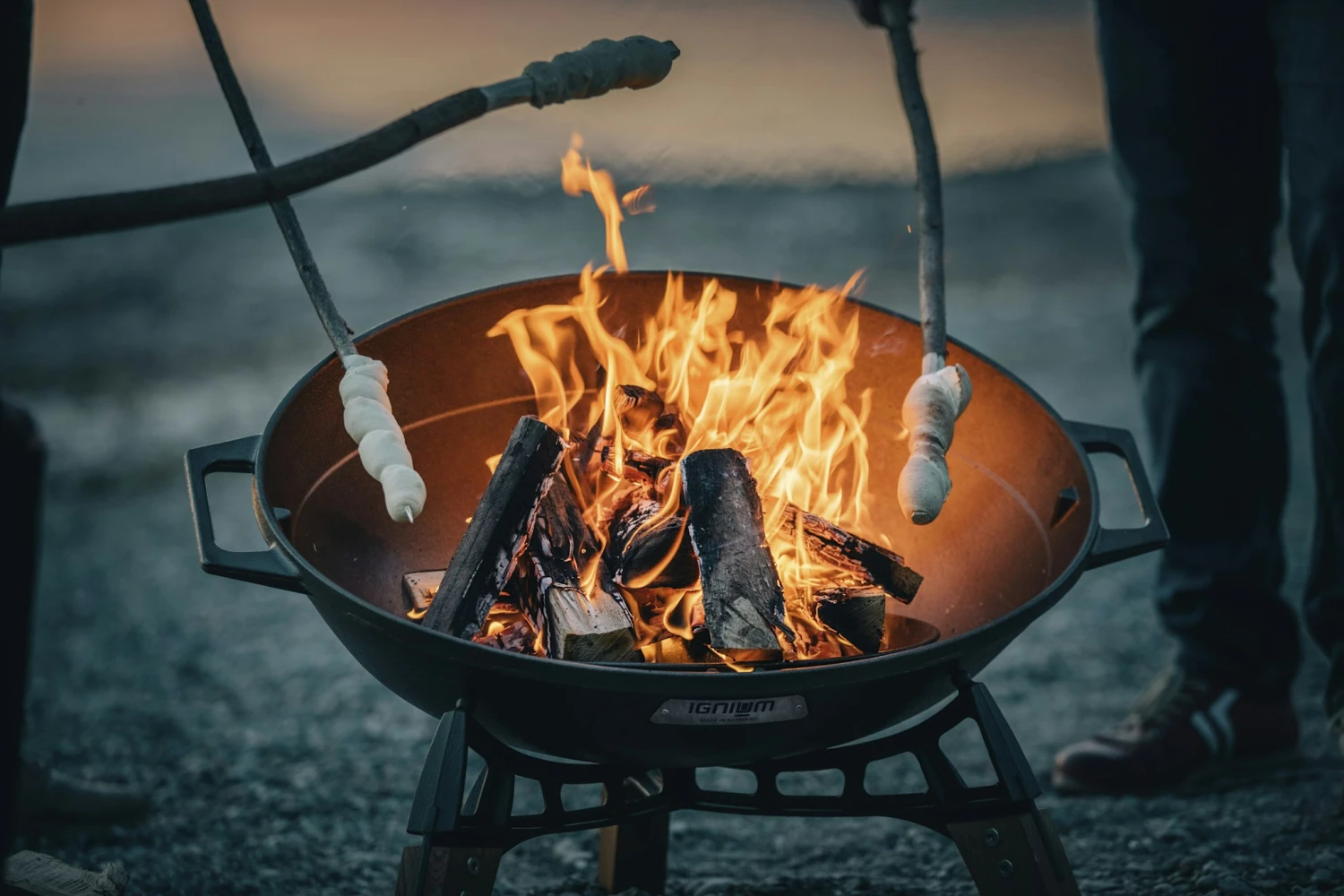 IGNIUM Taran Holzkohle Grill Classic 13 IGNIUM Taran Holzkohle Grill Classic – Bild 13