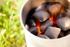 McBrikett KOKOKO EGGS 10kg -Broil King Geschaft mcbrikett kokoko eggs mood 02