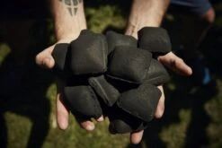 McBrikett KOKOKO EGGS 10kg -Broil King Geschaft mcbrikett kokoko eggs mood 04