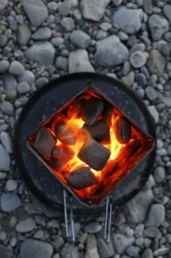 McBrikett KOKOKO EGGS 10kg -Broil King Geschaft mcbrikett kokoko eggs mood 08