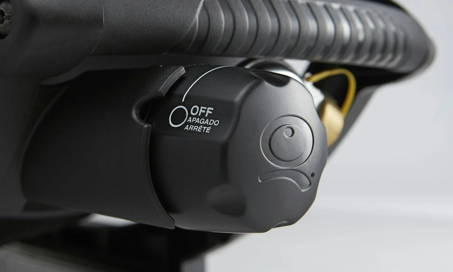 Weber Q 2000 Gasgrill Stand Titan 4 Weber Q 2000 Gasgrill Stand Titan – Bild 4